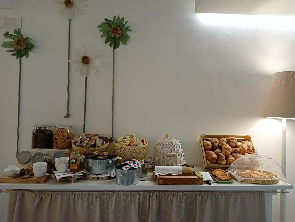 Hotel Petit 실비마리나 외부 사진
